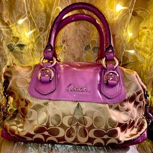 💖Gorgeous Signature Gold and Lavender Coach Handbag💖…